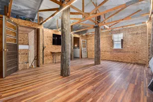 10647 Hawthorn Rd, Plymouth, IN 46563 - Photo 9