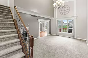 10554 Ontario Dr, Crown Point, IN 46307 - Photo 7