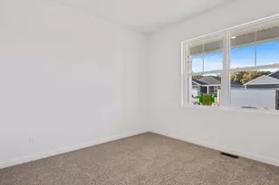 4200 Viceroy St, Portage, IN 46368 - Photo 9