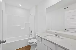 605 Petry St, Hebron, IN 46341 - Photo 17