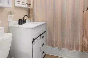 9047 Pettit Dr, Highland, IN 46322 - Photo 9