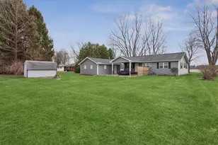 157 E 700 S, Kouts, IN 46347 - Photo 15