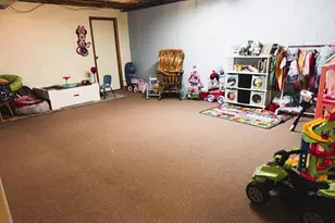 6077 S Division St, North Judson, IN 46366 - Photo 19