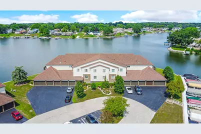 5040 Spinnaker Lane #C, Crown Point, IN 46307 - Photo 1