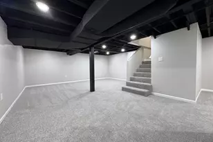 800 Buchanan St, Gary, IN 46402 - Photo 27