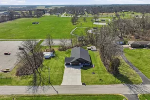 823 11th St SW, Demotte, IN 46310 - Photo 35