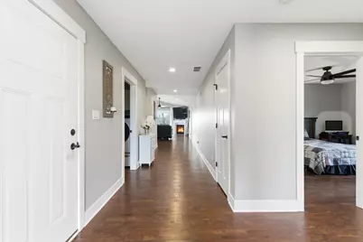 823 11th Street SW, Demotte, IN 46310 - Photo 5