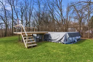 823 11th St SW, Demotte, IN 46310 - Photo 31