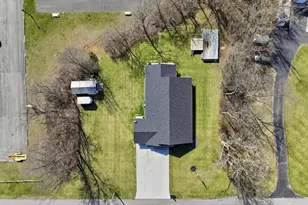 823 11th St SW, Demotte, IN 46310 - Photo 33