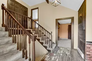 3050 E 139th Ave, Crown Point, IN 46307 - Photo 5