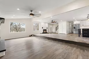 13700 W 81st Ave, Dyer, IN 46311 - Photo 17