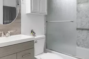 644 N Glenwood St, Griffith, IN 46319 - Photo 13