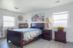 644 N Glenwood St, Griffith, IN 46319 - Photo 11