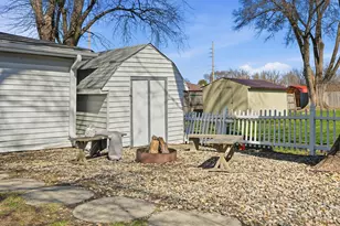 223 Illinois St, Dyer, IN 46311 - Photo 25