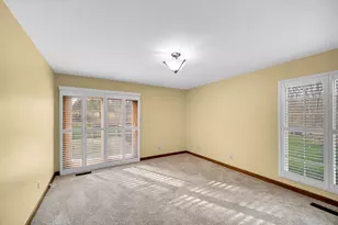 158 York Cir, Valparaiso, IN 46385 - Photo 9