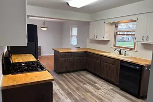 9628 Crestwood Ave, Munster, IN 46321 - Photo 9