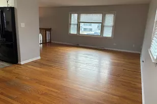 9628 Crestwood Ave, Munster, IN 46321 - Photo 7