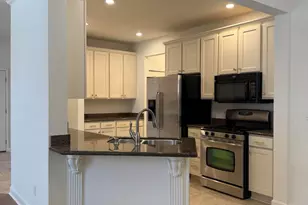 37 Fentree Dr, Valparaiso, IN 46385 - Photo 3