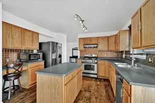 1814 Dalemont Way, Dyer, IN 46311 - Photo 23