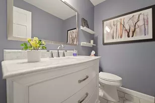 2210 E 9th Pl, Hobart, IN 46342 - Photo 13