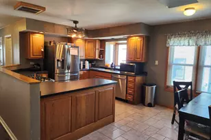 1511 Amy Ave, Whiting, IN 46394 - Photo 11