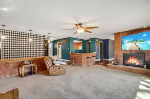 2445 Woodlane Dr, Merrillville, IN 46410 - Photo 9