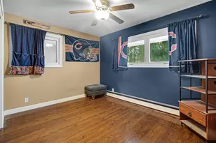 2445 Woodlane Dr, Merrillville, IN 46410 - Photo 11