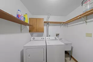 2027 Ashbury Ln, Schererville, IN 46375 - Photo 21