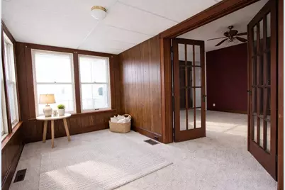 1011 Jackson Street, La Porte, IN 46350 - Photo 11