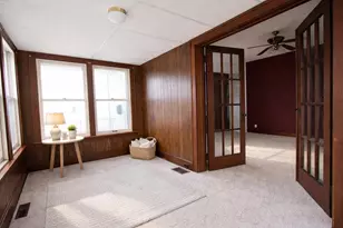 1011 Jackson St, La Porte, IN 46350 - Photo 11