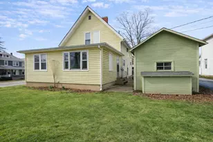 1011 Jackson St, La Porte, IN 46350 - Photo 9