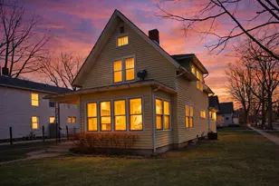 1011 Jackson St, La Porte, IN 46350 - Photo 1