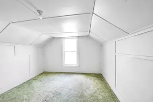 112 S Indiana St, Hobart, IN 46342 - Photo 21