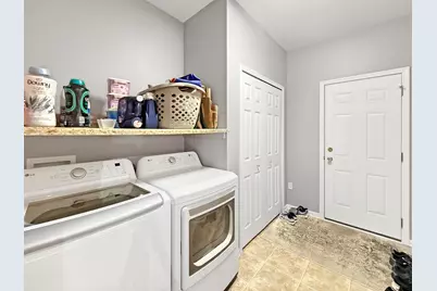 8709 Lake Hills Drive, Saint John, IN 46373 - Photo 11