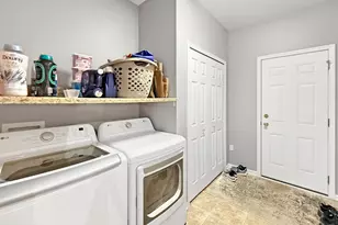 8709 Lake Hills Dr, Saint John, IN 46373 - Photo 11