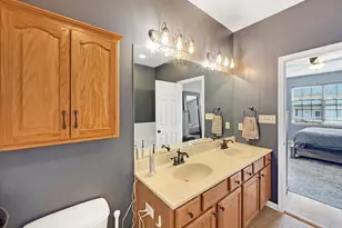 8709 Lake Hills Dr, Saint John, IN 46373 - Photo 9