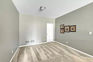 8709 Lake Hills Dr, Saint John, IN 46373 - Photo 17