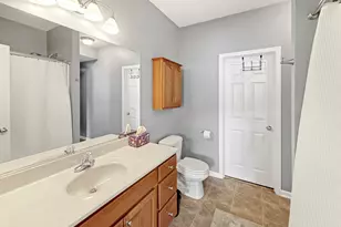 8709 Lake Hills Dr, Saint John, IN 46373 - Photo 15