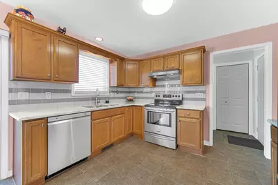 250 W 128th Place, Crown Point, IN 46307 - Photo 3