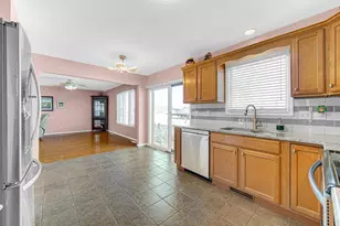 250 W 128th Pl, Crown Point, IN 46307 - Photo 5