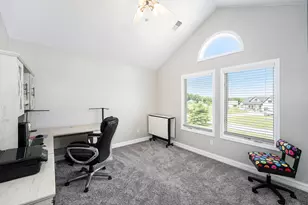 10078 N Halstead Dr, La Porte, IN 46350 - Photo 15