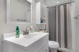 7216 Pierce St, Merrillville, IN 46410 - Photo 11