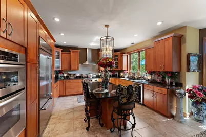 84 Liberty Lakes Drive, Valparaiso, IN 46385 - Photo 9
