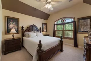 84 Liberty Lakes Dr, Valparaiso, IN 46385 - Photo 9