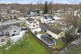 512 W South St, Crown Point, IN 46307 - Photo 21