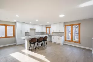 4710 Oaklane Dr, Griffith, IN 46319 - Photo 5