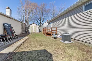 825 N Sherman St, Crown Point, IN 46307 - Photo 19