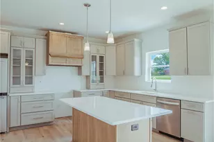 11659 Park St, Crown Point, IN 46307 - Photo 7