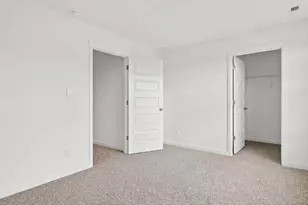 244 Cressmoor Blvd, Hobart, IN 46342 - Photo 21