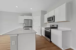 139 Cressmoor Blvd, Hobart, IN 46342 - Photo 7